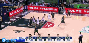 重回同一起跑線！同曦第三節上來不到2分鐘 7-0直接追平比分！