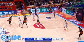 一波流了！高詩巖連續(xù)助攻庫馬杰暴扣&山東轟出12-0